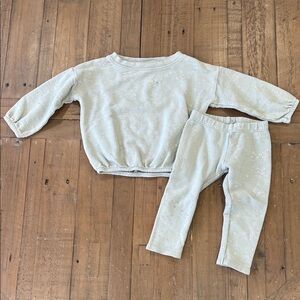 Rylee + cru blue fog meadow slouchy sweatshirt and pant set 12-18 months play